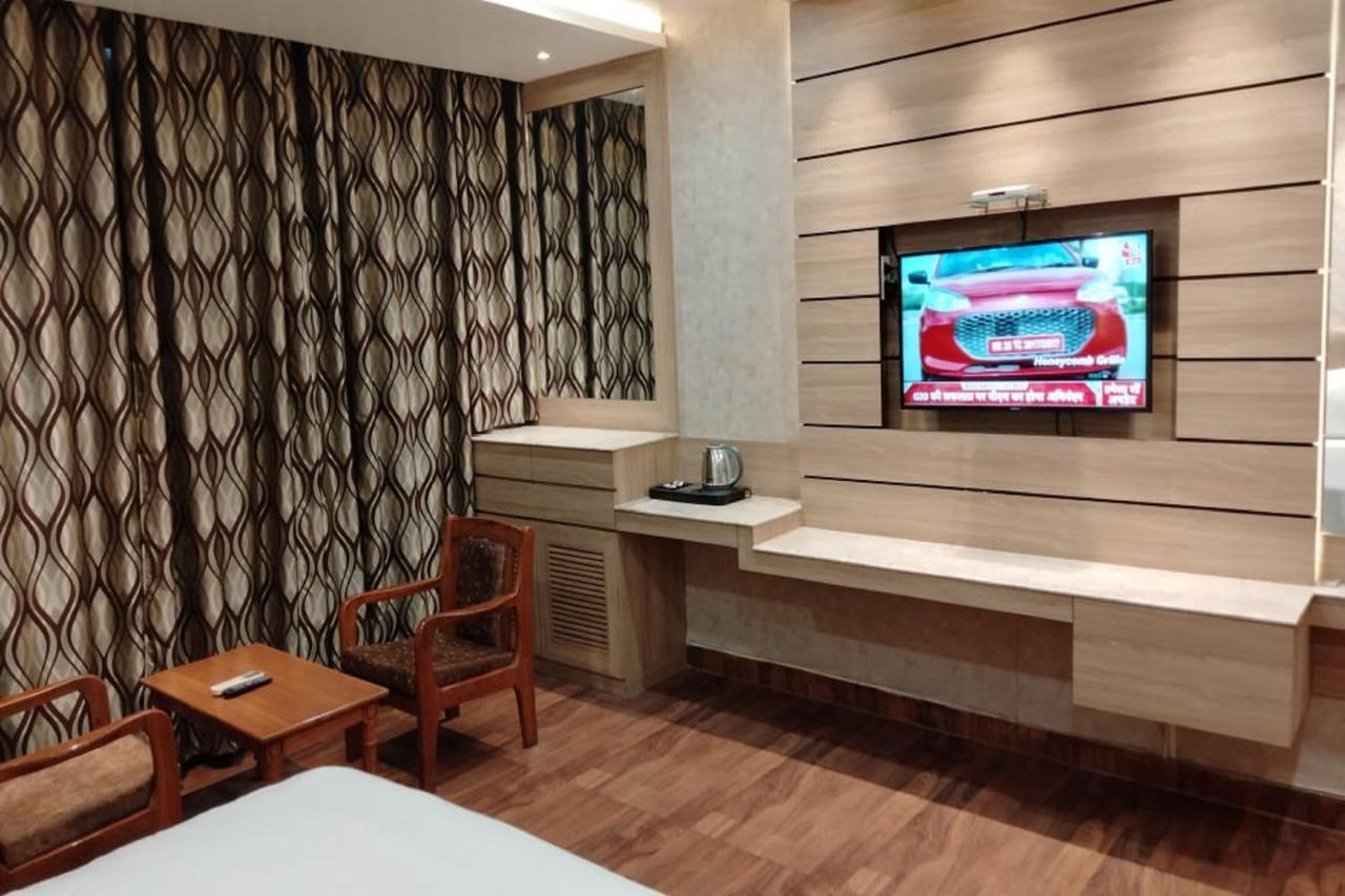 Hotel Park Regency Gorakhpur Exteriér fotografie