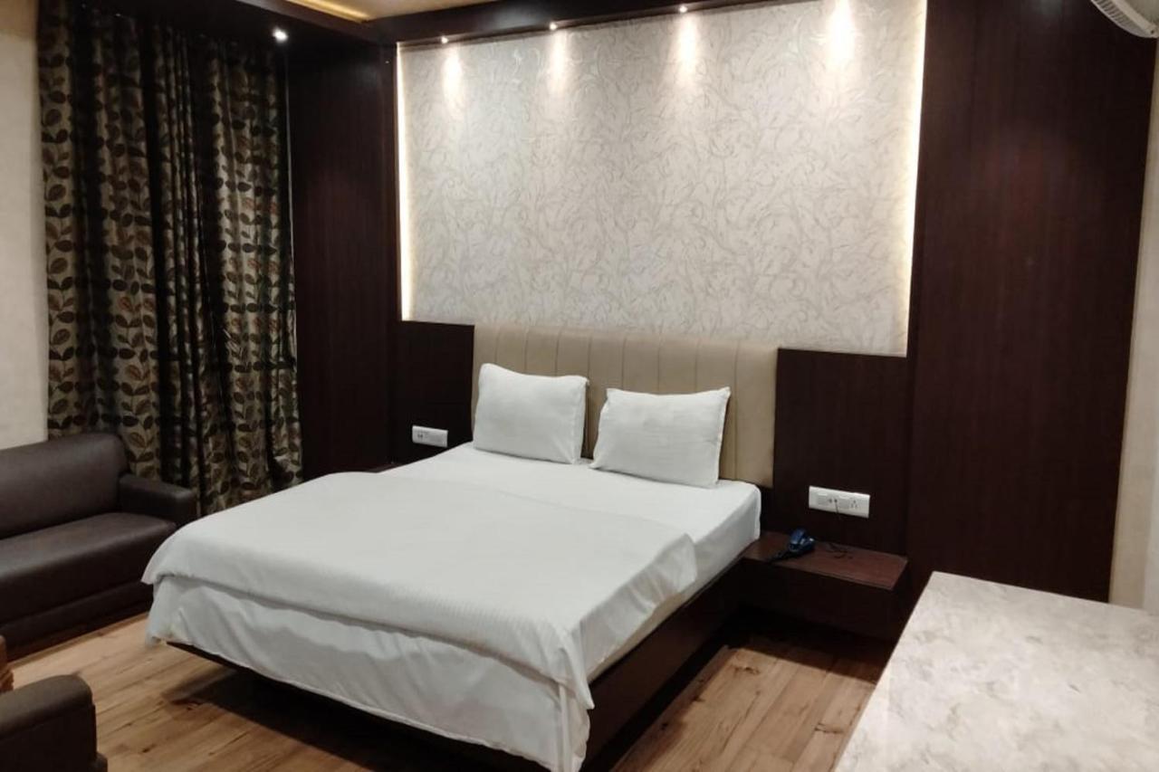 Hotel Park Regency Gorakhpur Exteriér fotografie