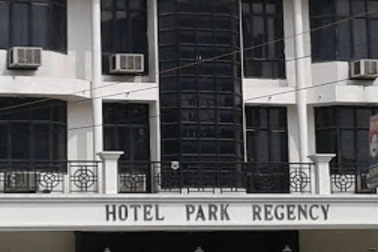 Hotel Park Regency Gorakhpur Exteriér fotografie