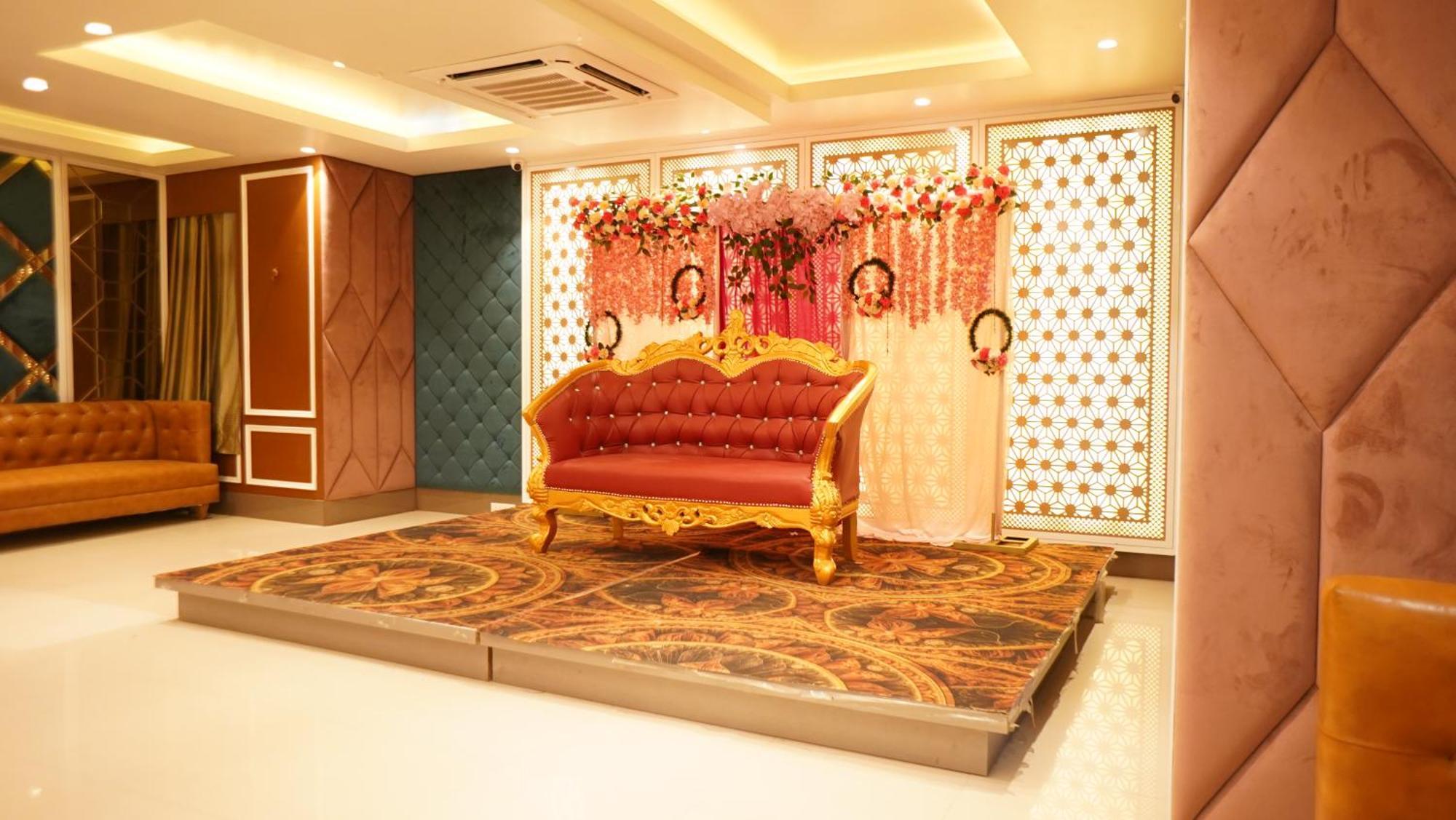 Hotel Park Regency Gorakhpur Exteriér fotografie